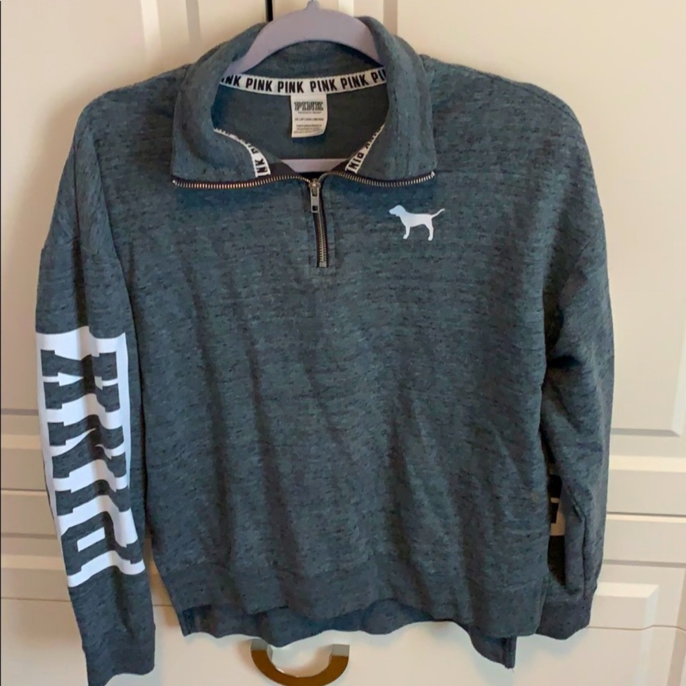 VS Pink sweatshirt 1/4 zip